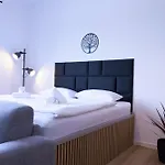 Apartmán And Connection *