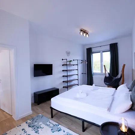 And Connection Lägenhet *