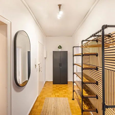 And Connection Apartment